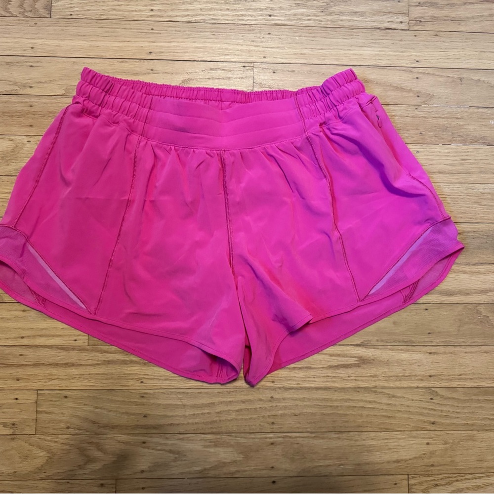 Lululemon Hottie Hot 4" Shorts